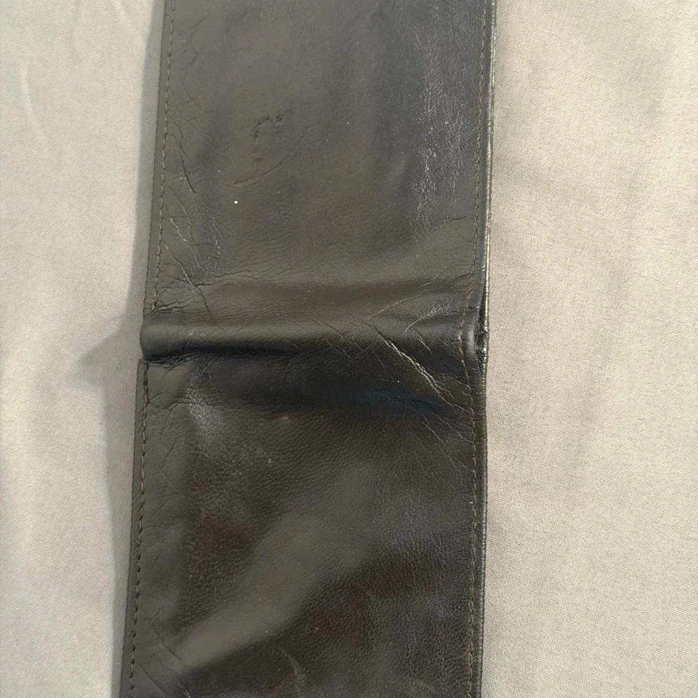 Black Genuine leather wallet with embossed skin texture